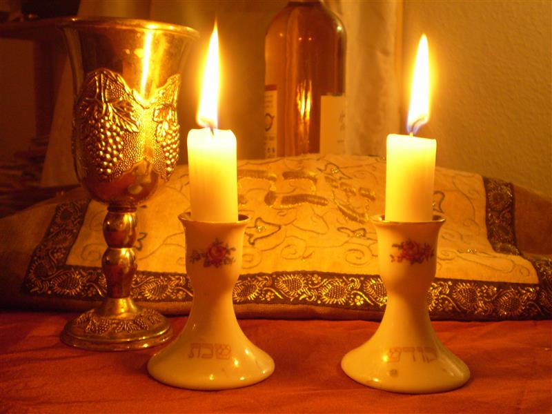 Shabbos    Shoes    and    Jewish    Rues
