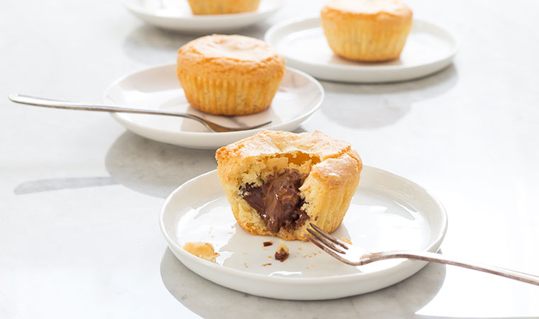 Chocolate-Chip    Molten    Cupcakes