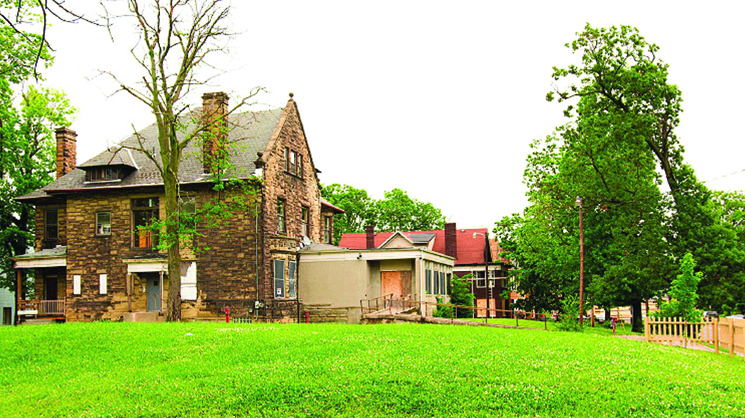 Noble    Footsteps    in    the    Queen    City