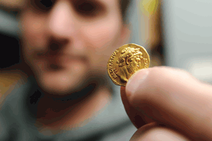 Snatching    History
