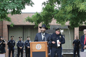 Mishpacha    Junior    Speaks    to    a    Prison    Chaplain