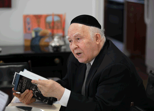 An    Open    Book    on    the    Holocaust