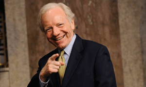 On    Shabbos    the    Senator    Stays    Home