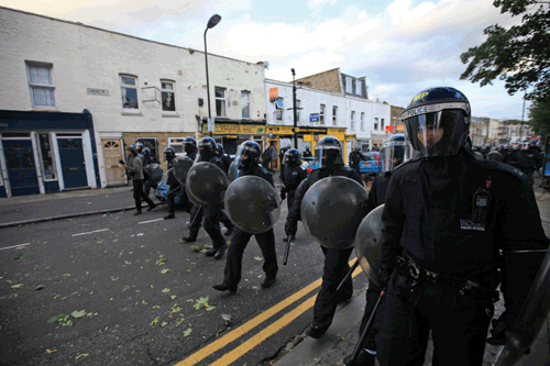 Britain    Adopts    Zero    Tolerance