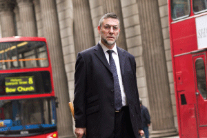 The    Old    Lady    of    Threadneedle    Street    and    the    Yarmulke