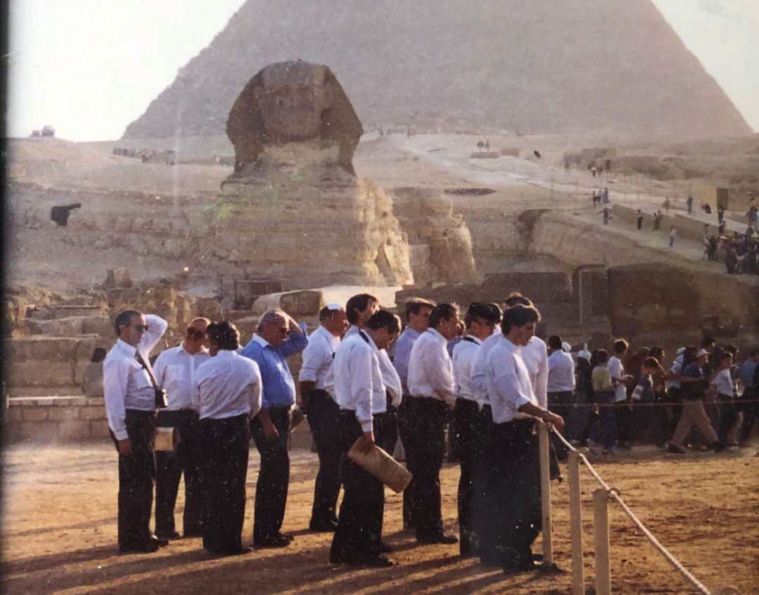 mishpacha image