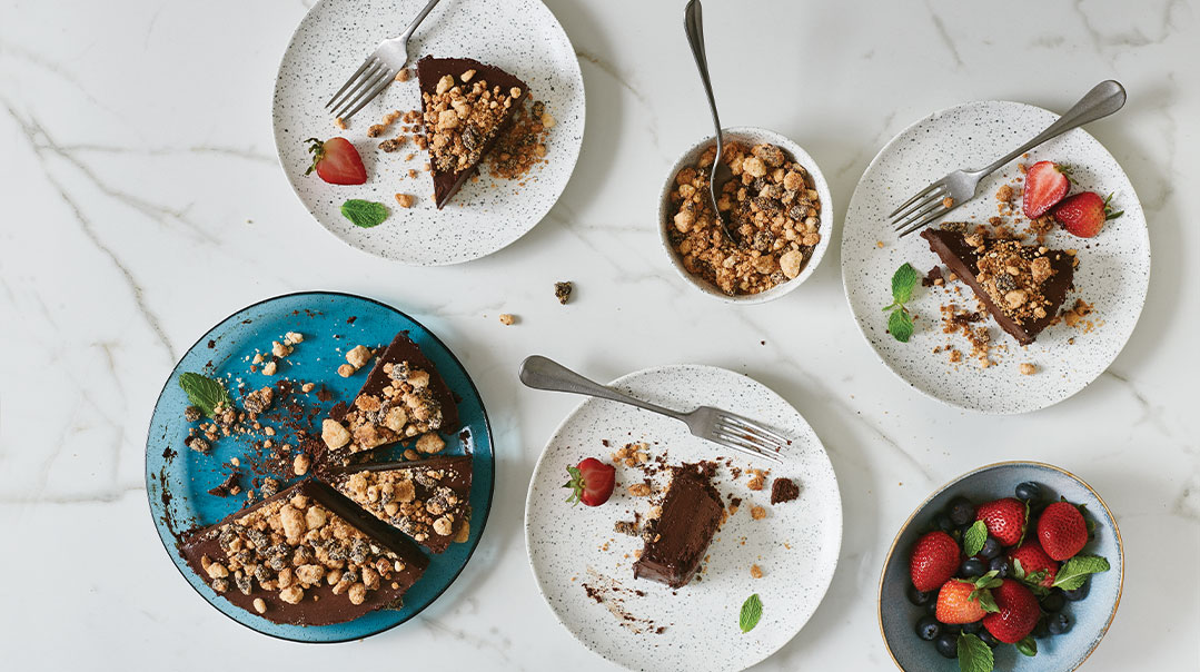 Chocolate Mousse with Crunch Topping 