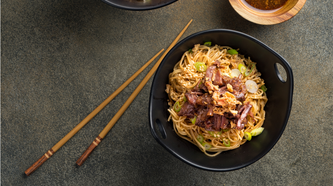Lo Mein with Asian Pulled Beef 