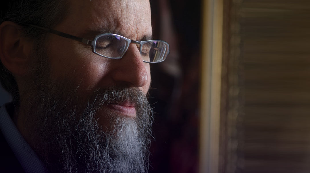 Avraham Fried Favorites: “Shelach Li Koach”
