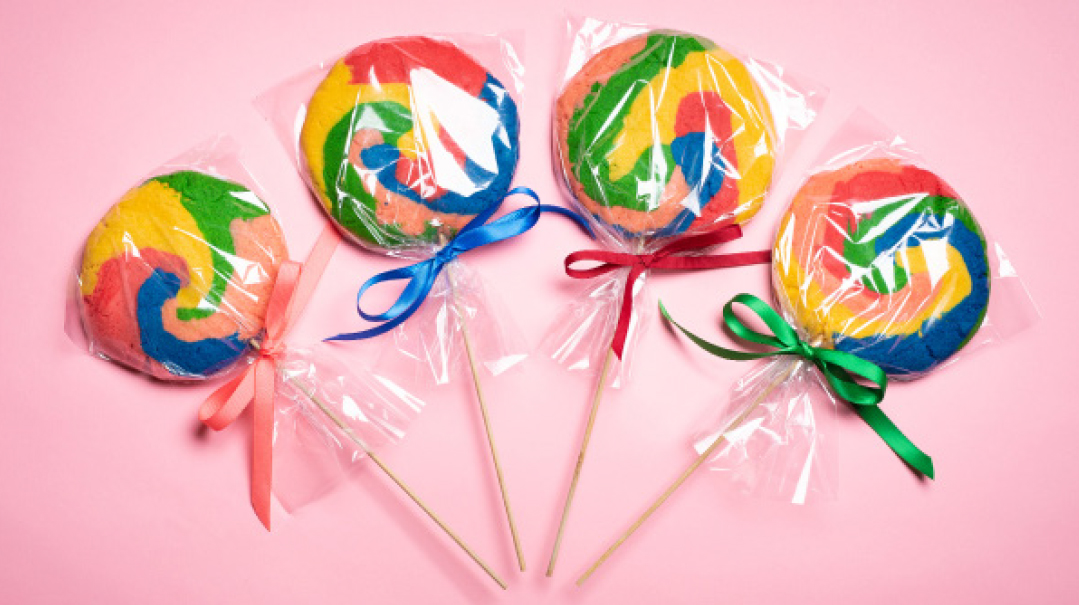 Giant Lollipop Cookies
