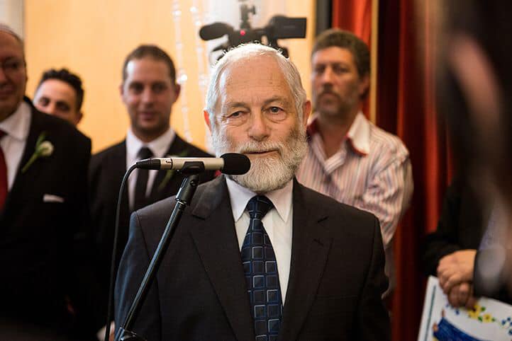 A Walking Mussar Sefer 