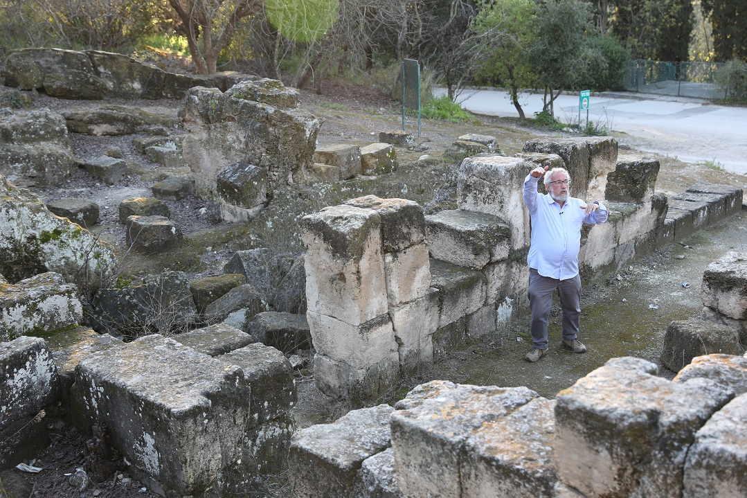 Sanhedrin Stopovers: House of Rebi