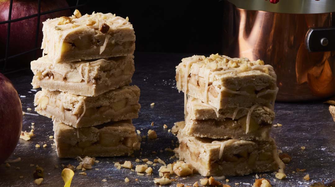 Maple-Drizzled Apple Squares