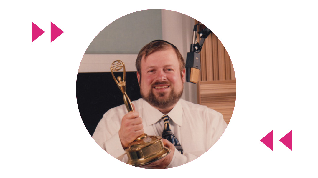 "I'm Never in the Studio Without…": Issue 904