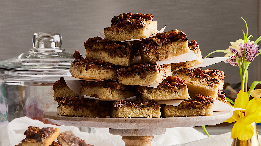 Choco-Maple Pecan Bars
