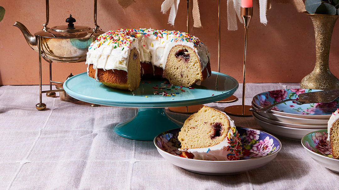 Jelly Doughnut Cake