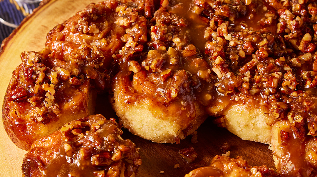 Cheese Buns with Gooey Pecan Filling