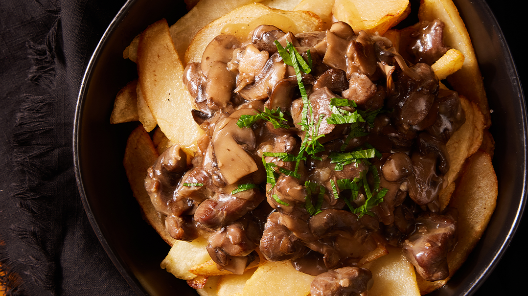 Potatoes with Mushroom-lamb Sauce