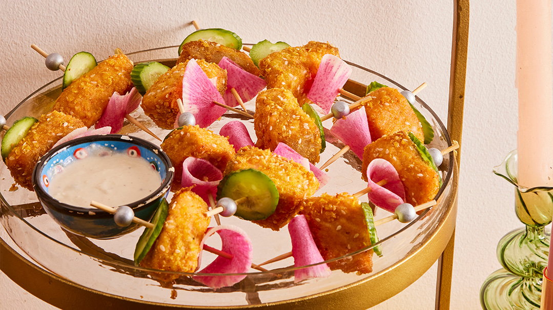 Crispy Salmon Skewers with Creamy Pareve Tzatziki