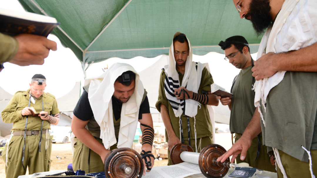 Grabbing Ahold of Torah