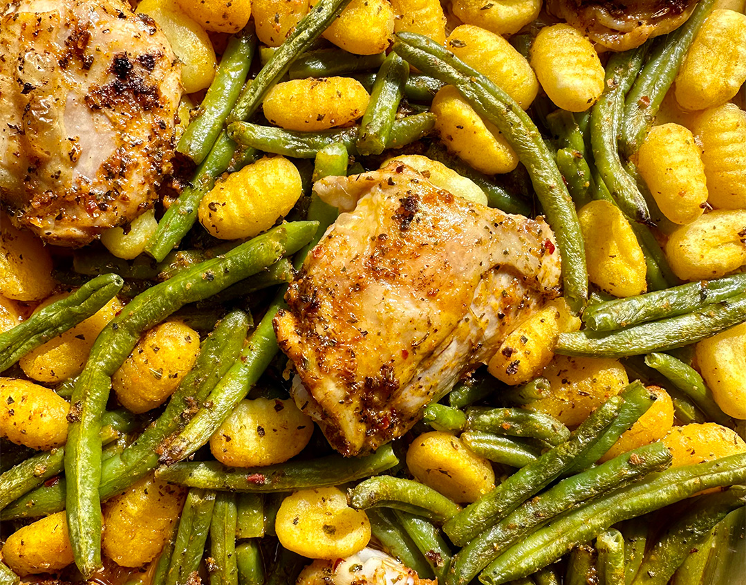 Sheet-Pan Chicken Thighs with Gnocchi and Green Beans