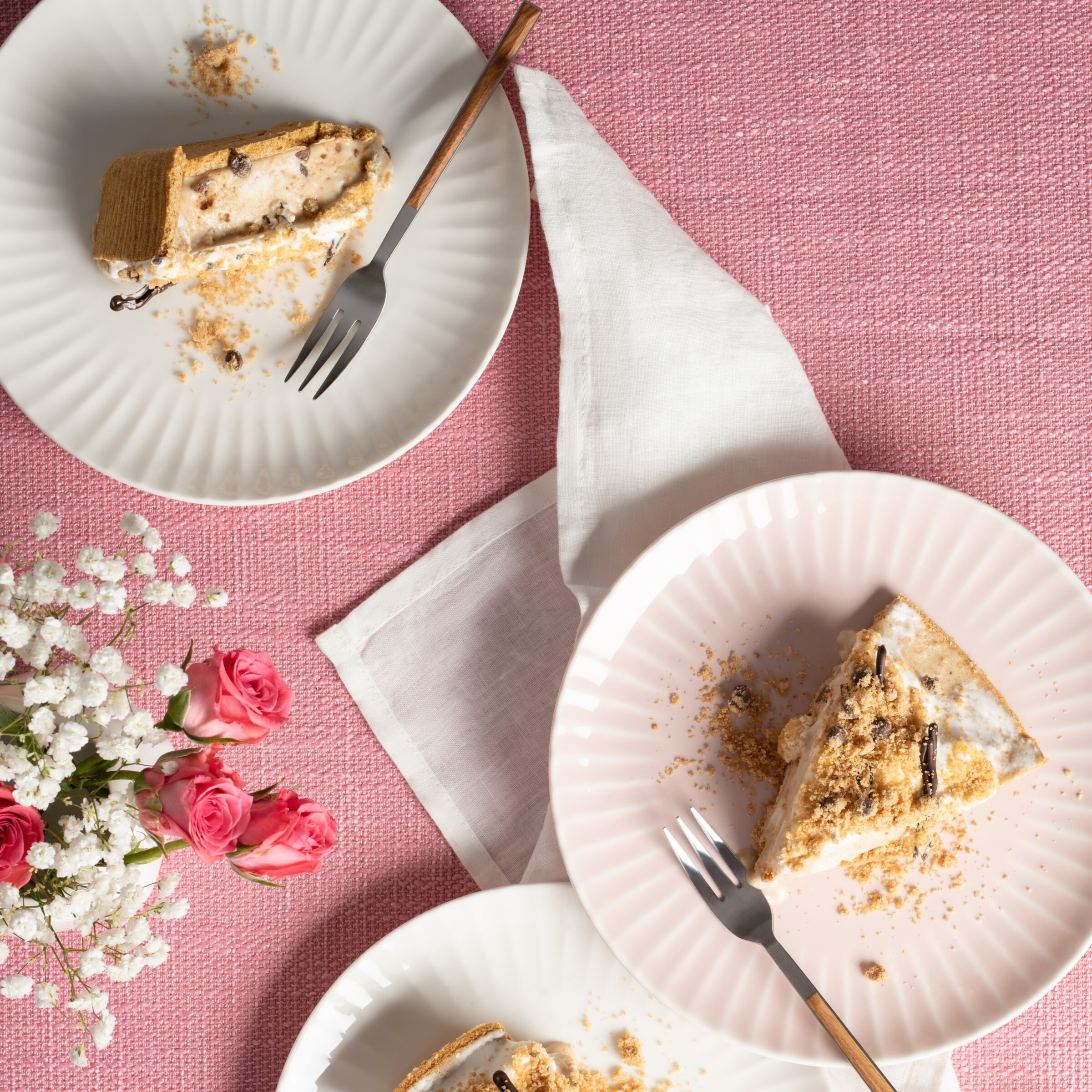 Coffee Crumble Ice Cream Pie