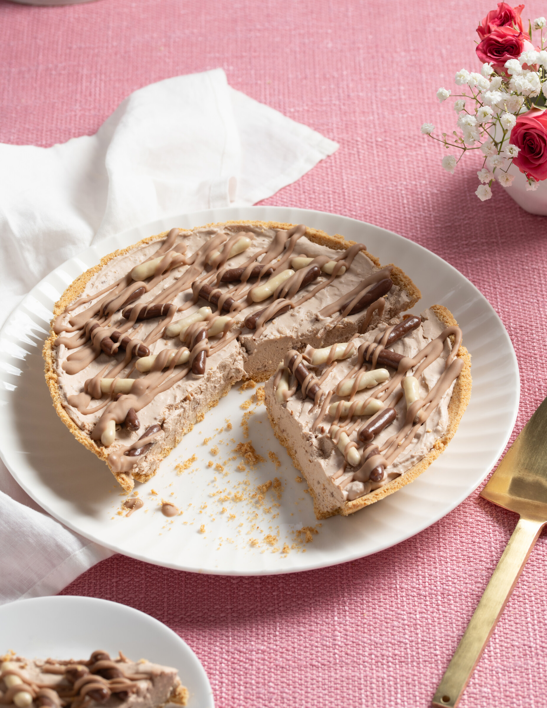 No-Bake Mocha Cheesecake with Pretzel Crunch