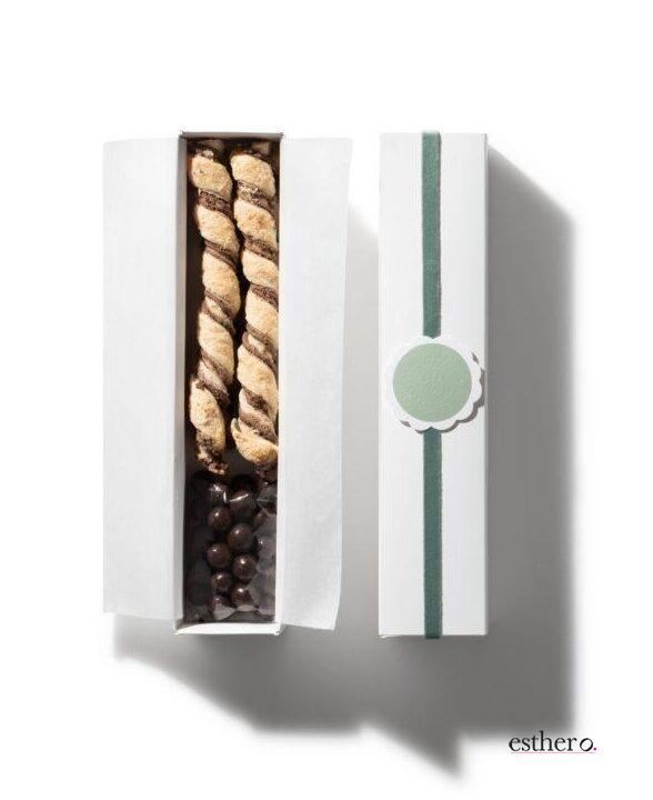 Macaroon Box Mishloach Manos
